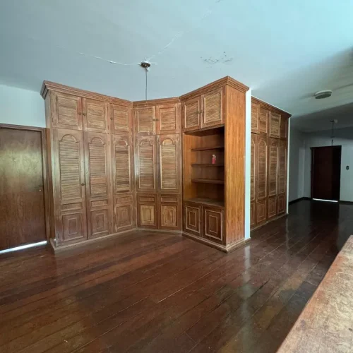 Sala íntima e saída do elevador
